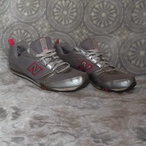 New Balance Shoes - New Balance 460